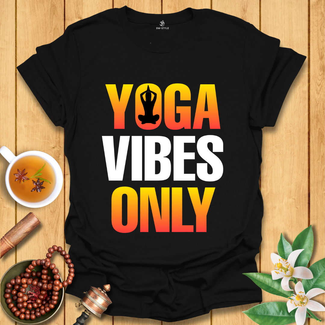 Yoga Vibes. only - T-Shirt